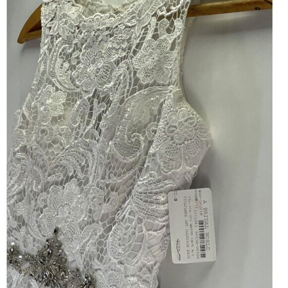 NWT White lace illusion wedding dress - Picture 5 of 7